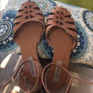 Steve Madden Tan Sandals size 9